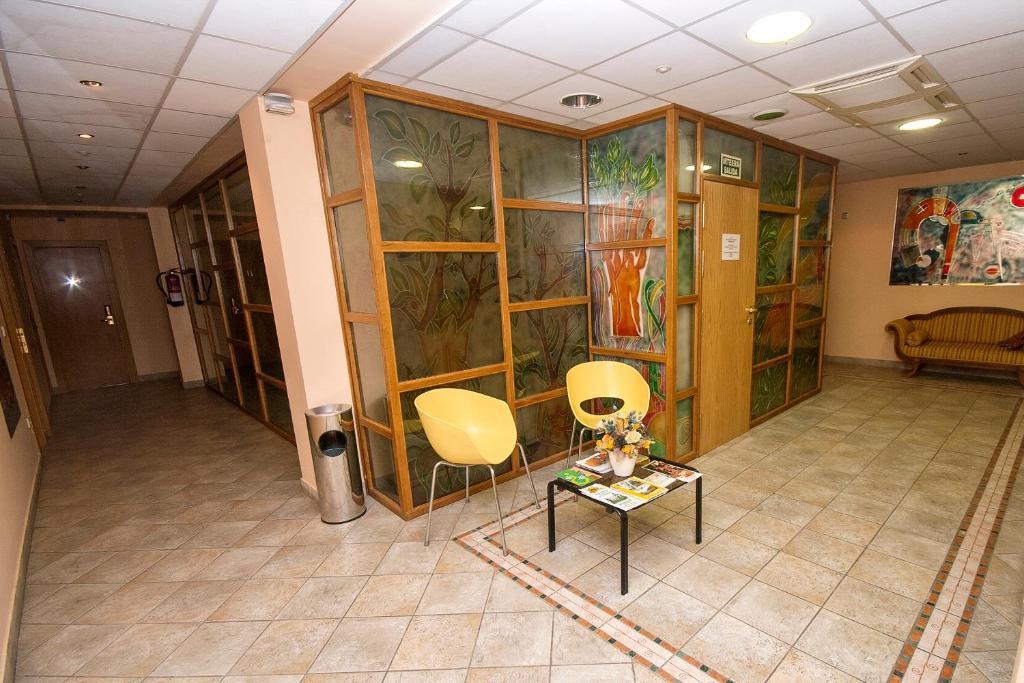 Hostal Jai Alai Лейца Екстер'єр фото
